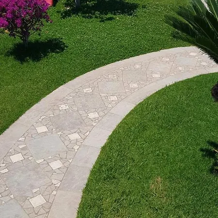 ισόγειο στη φύση * Nerántza